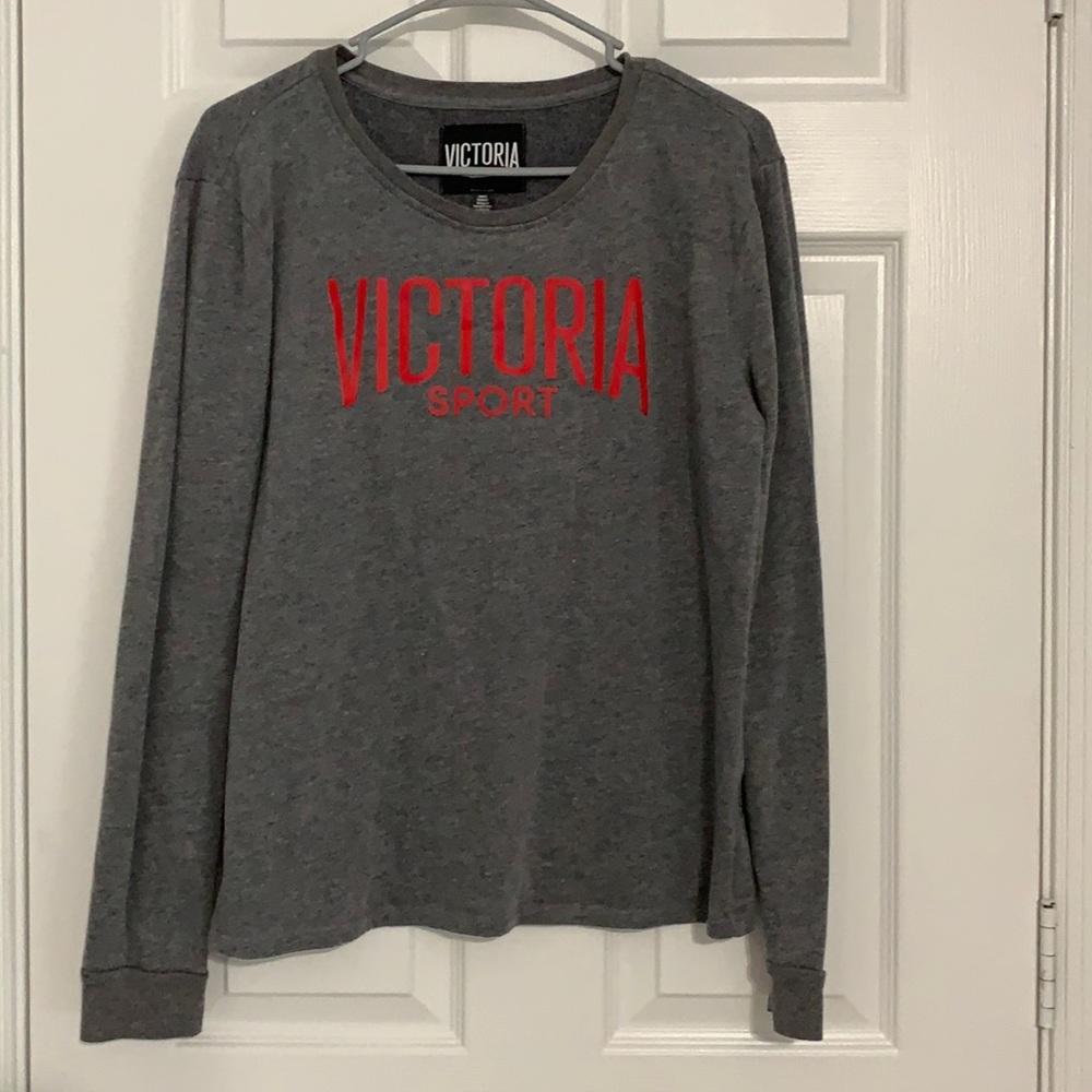 Victoria sport crew neck sweater